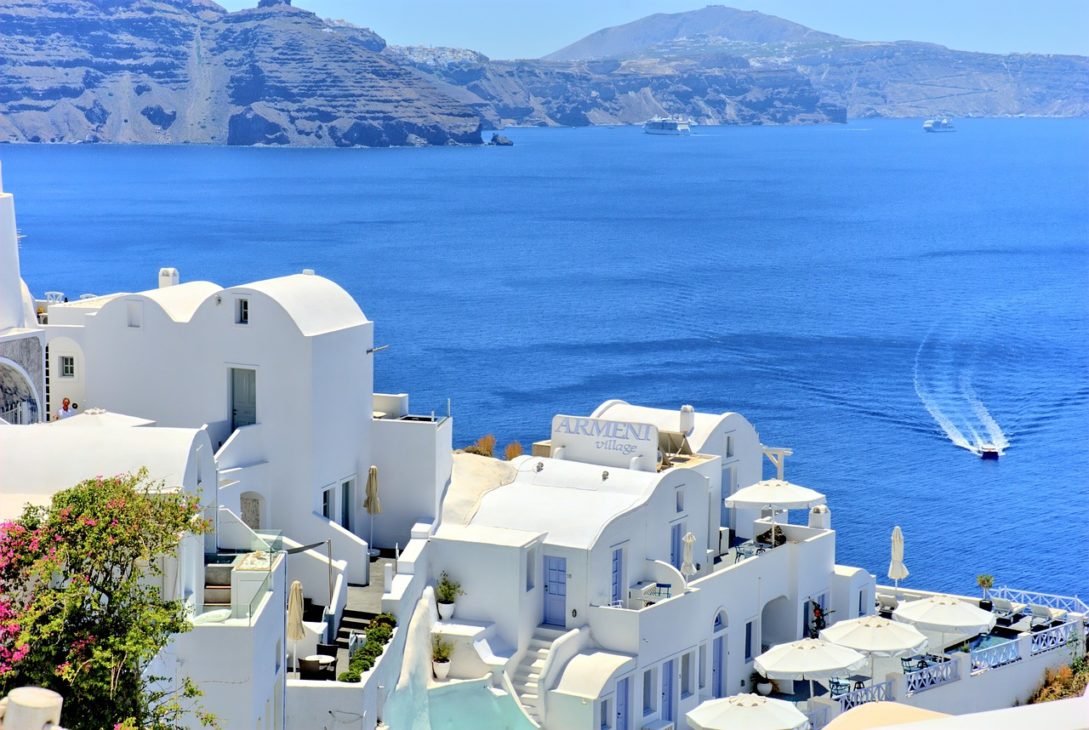 Things to do in Santorini - cruise the coast