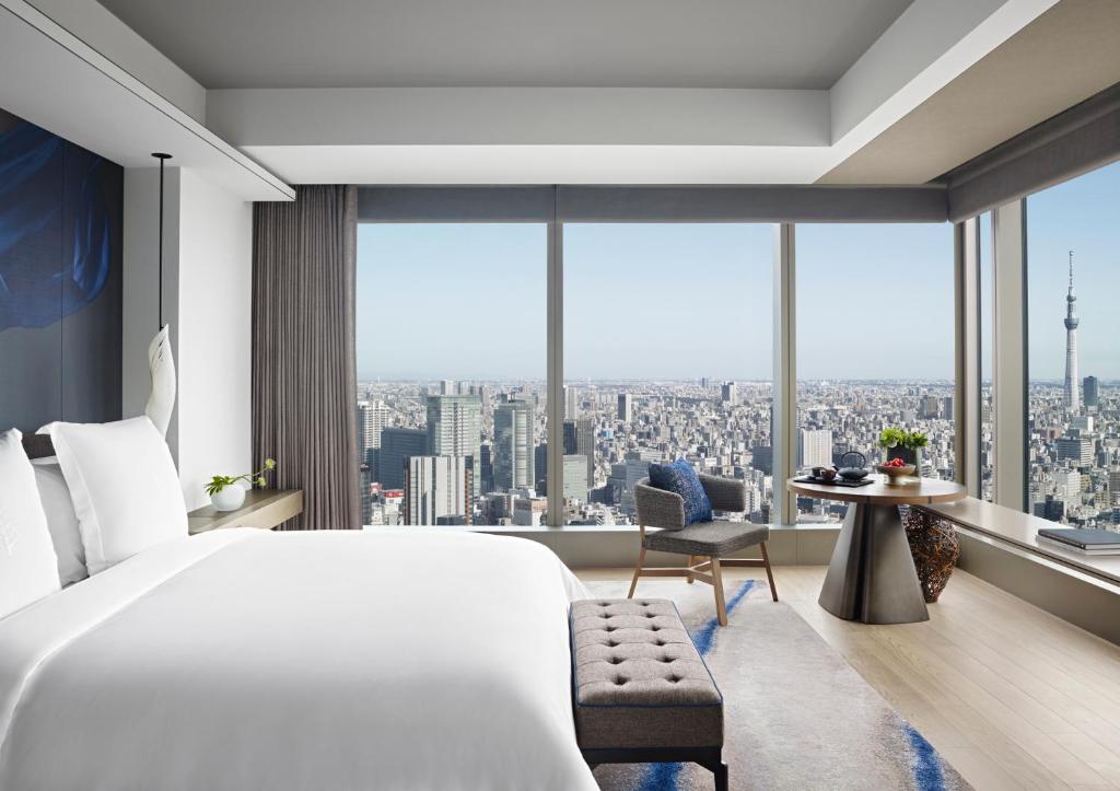 The Four Seasons Hotel Tokyo