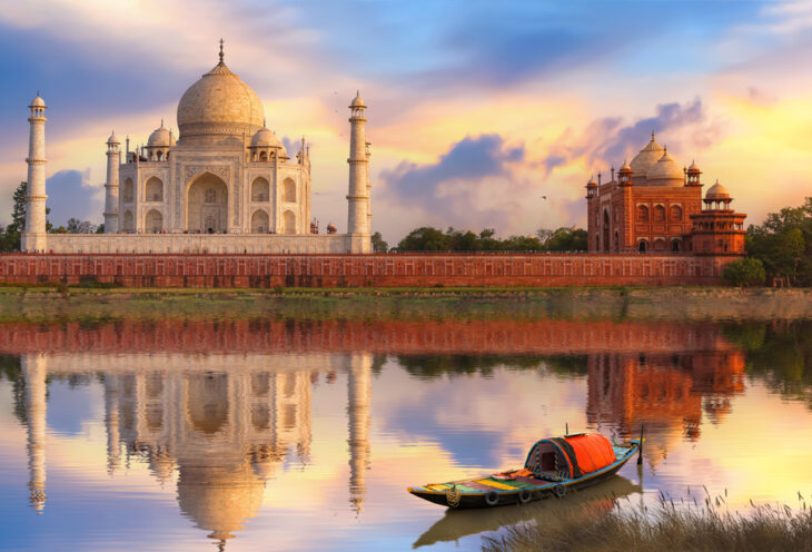 taj-mahal-agra-sunset