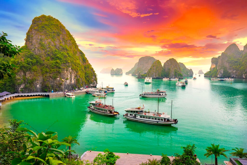 vietnam tours